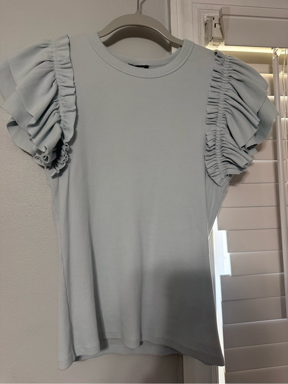 NWOT Express top